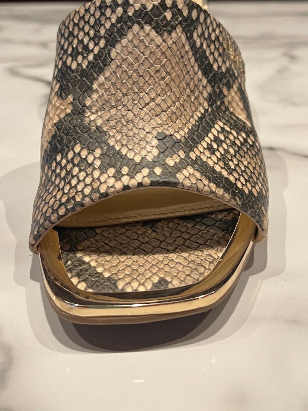 DKNY Fama Snakeskin Slide Sandals/Mules Size 7 - Picture 4 of 16